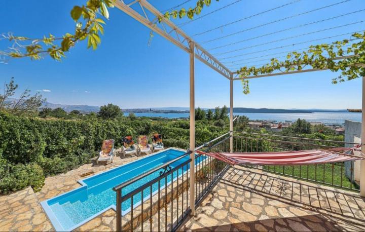 Apartman Marinovic Kastela Exterior photo